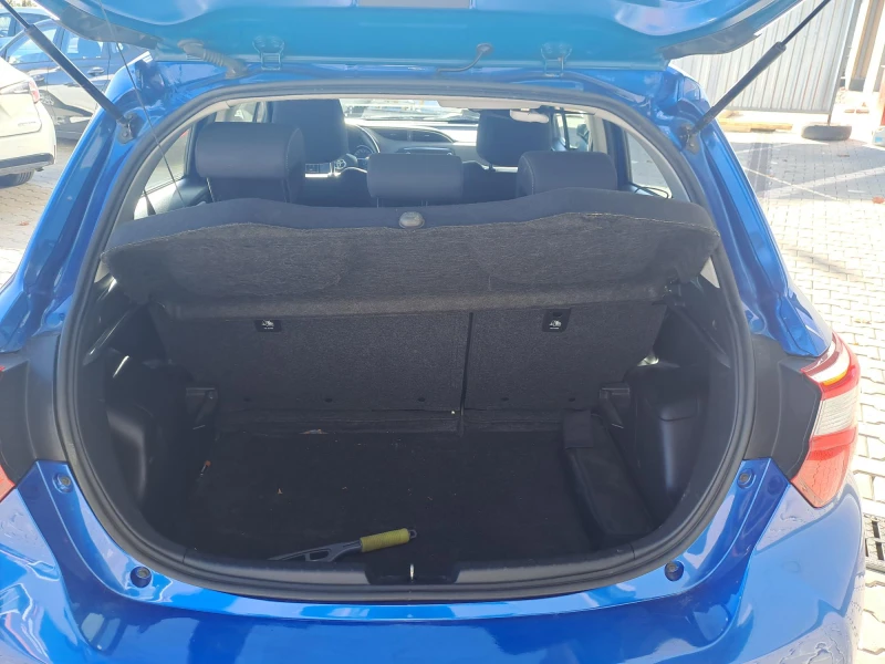 Toyota Yaris 1.5 HYBRID LUNA , снимка 8 - Автомобили и джипове - 53108105