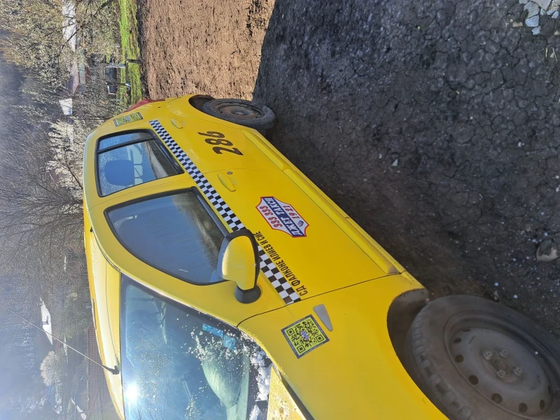 Dacia Sandero 1.2, снимка 3 - Автомобили и джипове - 53115491