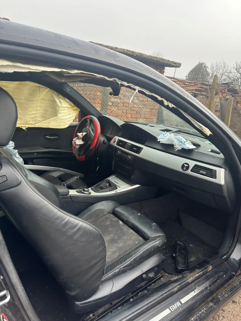BMW 330 Bmw e92 330d на части?, снимка 4 - Автомобили и джипове - 53169585