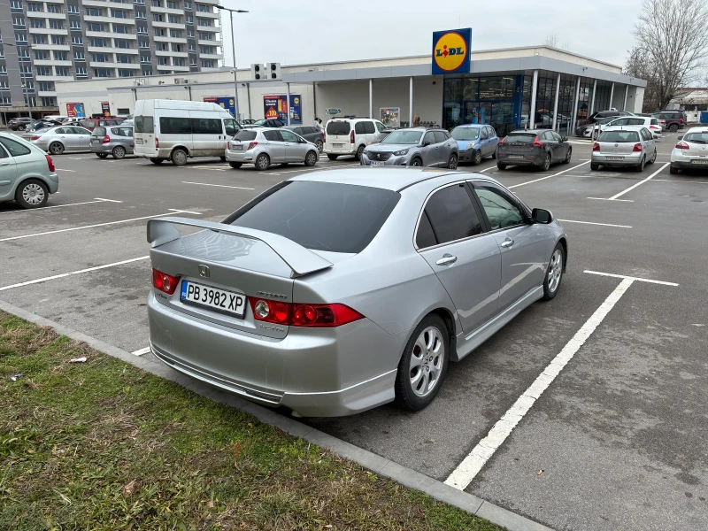 Honda Accord 2.2d 140HP РЕГИСТРИРАНА ОБСЛУЖЕНА ВСИЧКО ПЛАТЕНО, снимка 4 - Автомобили и джипове - 53379107