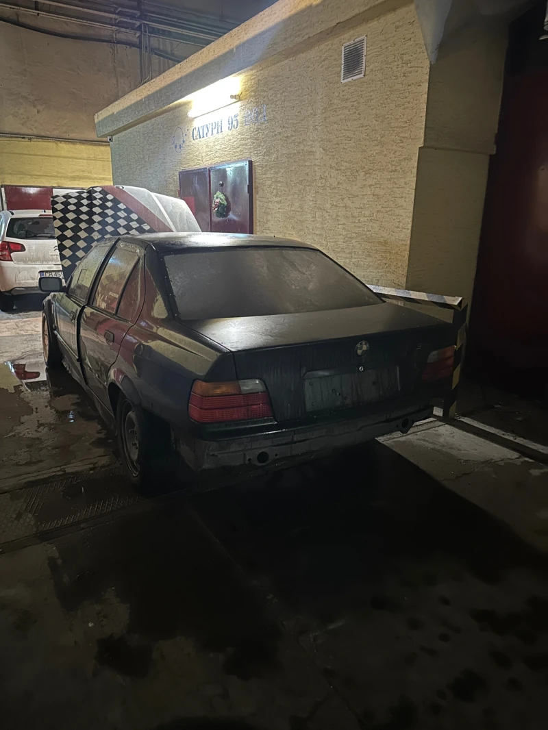 BMW 320 TURBO , снимка 5 - Автомобили и джипове - 53527492
