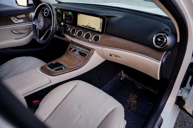 Mercedes-Benz E 350 DISTRONIC/BURMESTER/ПОДГРЕВ/ПАНО/БЕЗ ЩЕТИ! - 68400 лв. - 75864988 | Car24.bg