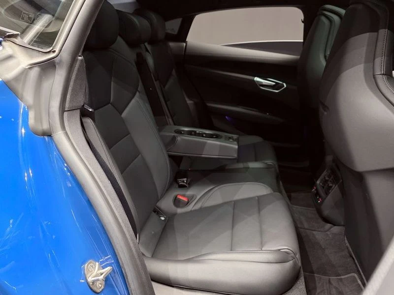 Audi E-Tron GT GT quattro| 530к.с., снимка 12 - Автомобили и джипове - 56017136
