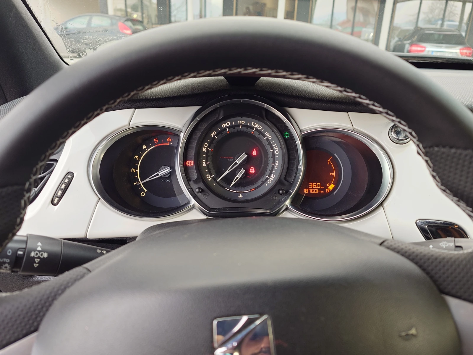 Citroen DS3 1.6HDI 92 | Mobile.bg — изображение 11