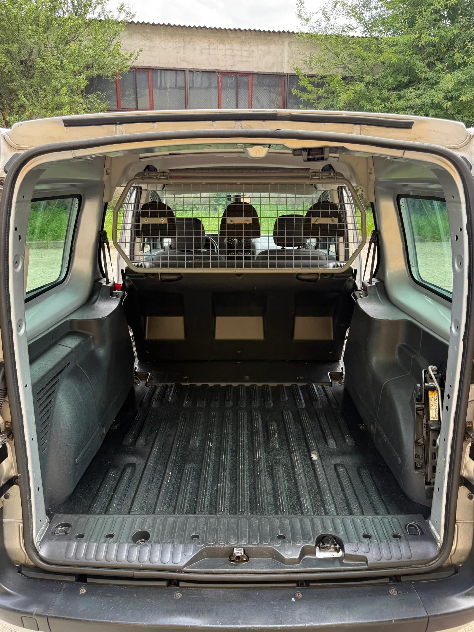 Mercedes-Benz Citan 1.5 MIXTO MAXI - изображение 6