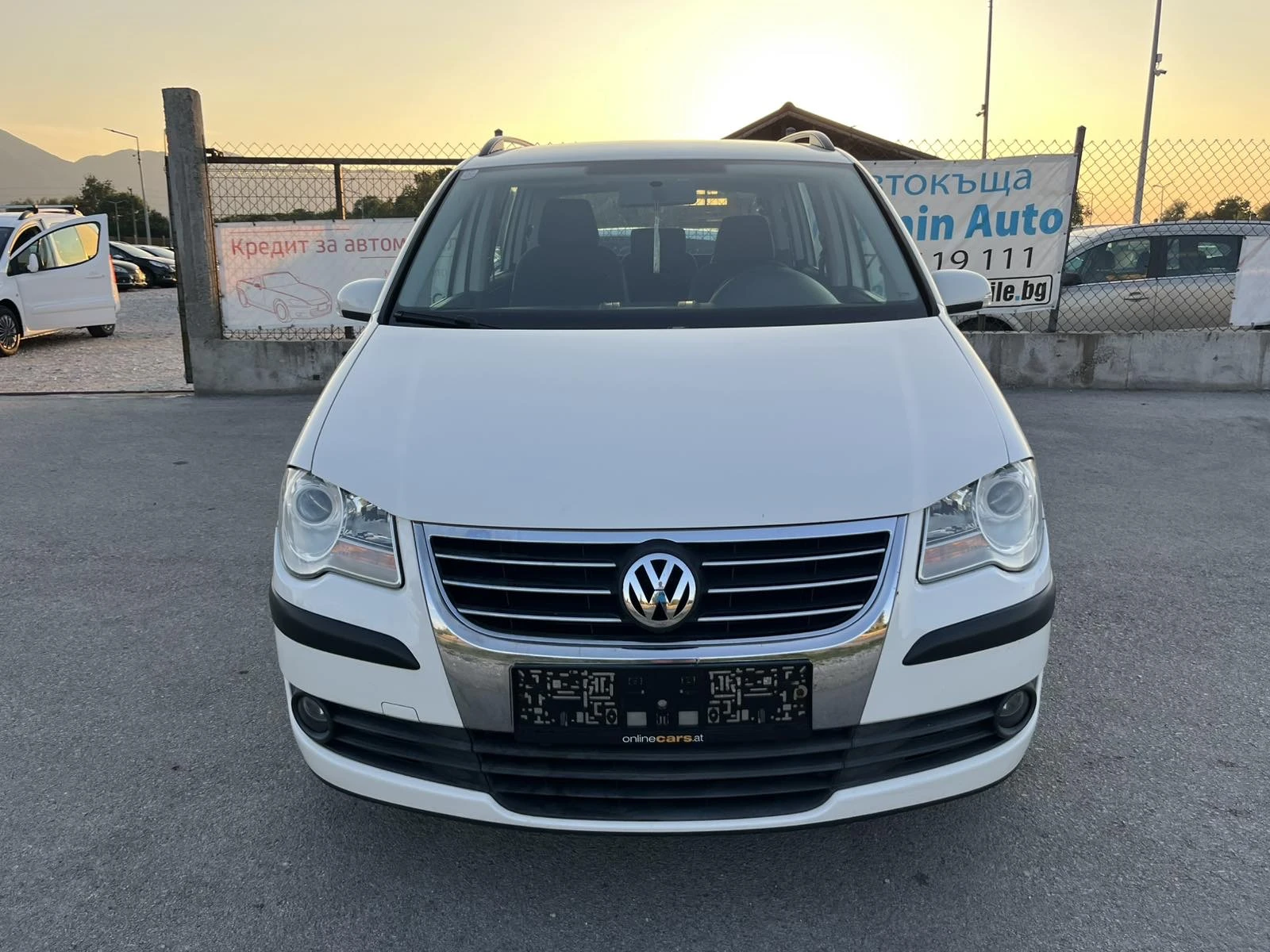 VW Touran 1.9 TDI 105кс 7 МЕСТА 6 СКОРОСТИ FACE КЛИМАТРОНИК - изображение 2