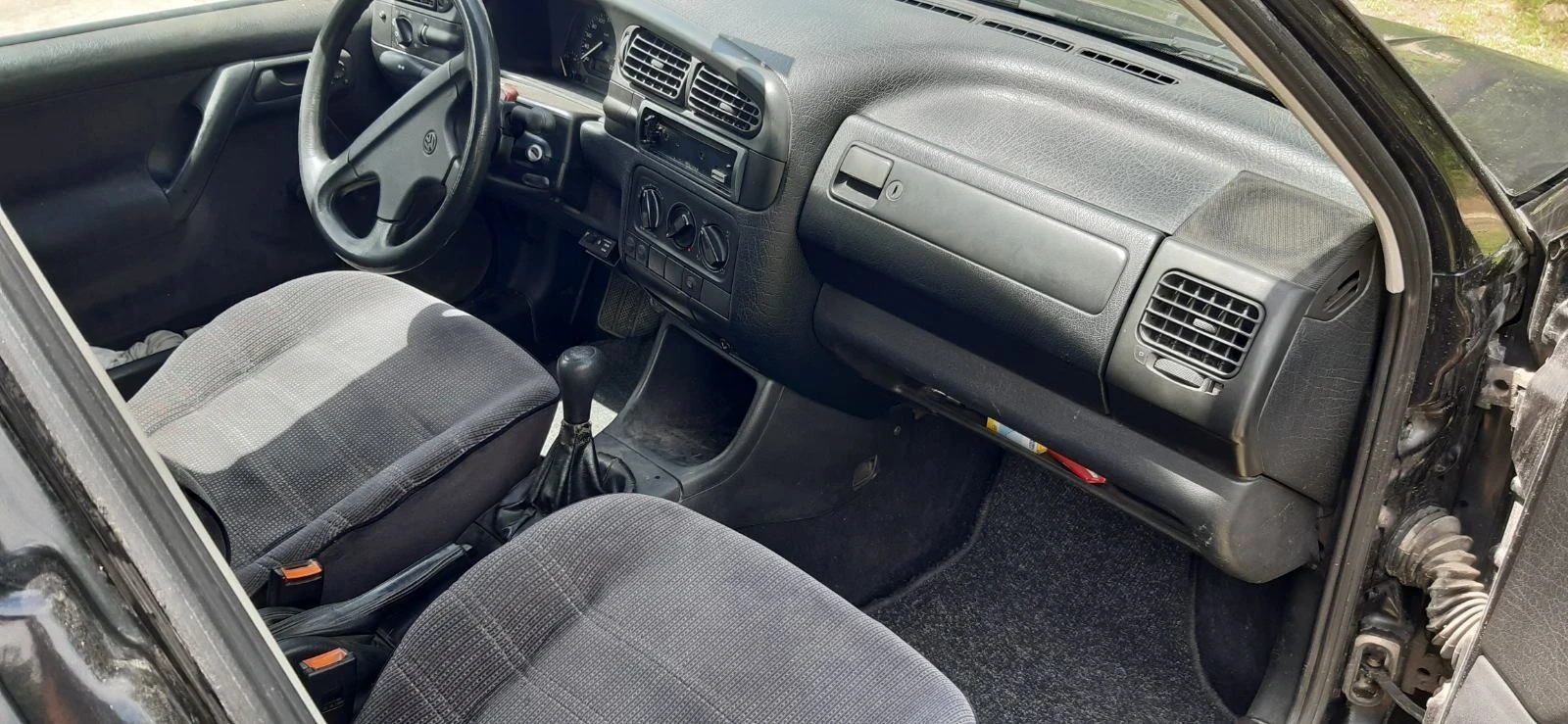 VW Vento  - изображение 9