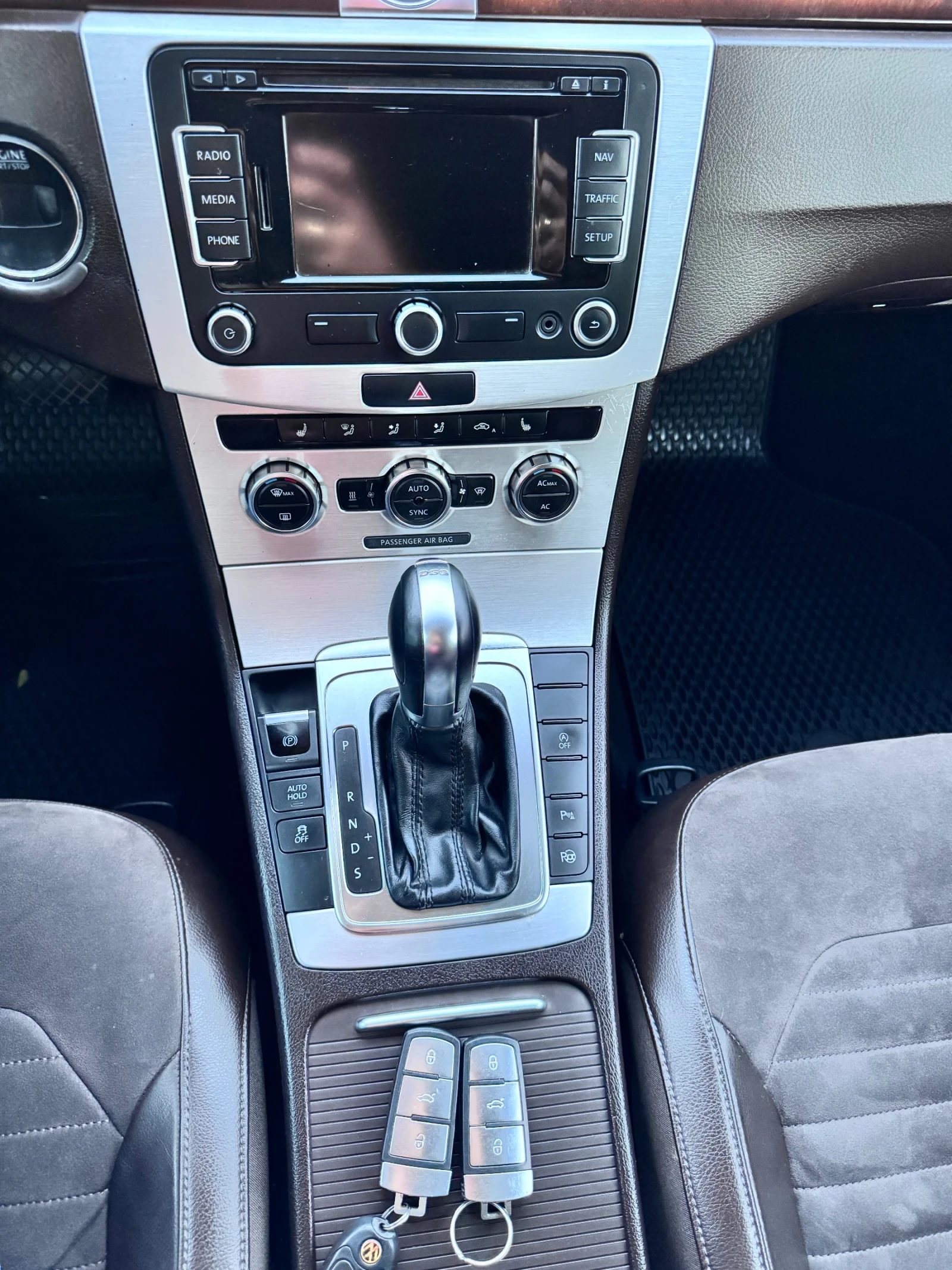 VW Passat 2.0TDI 170 | Mobile.bg   12