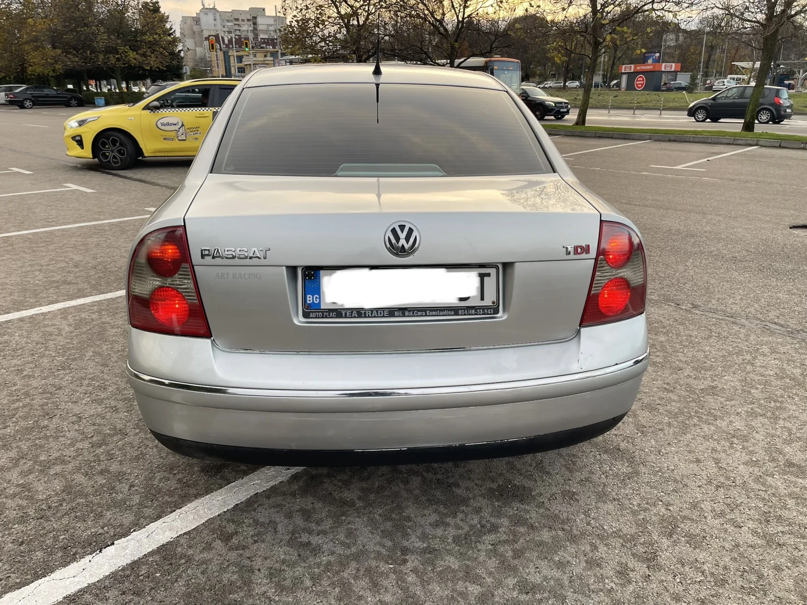 VW Passat Автоматик 131 к.с А/С - изображение 5