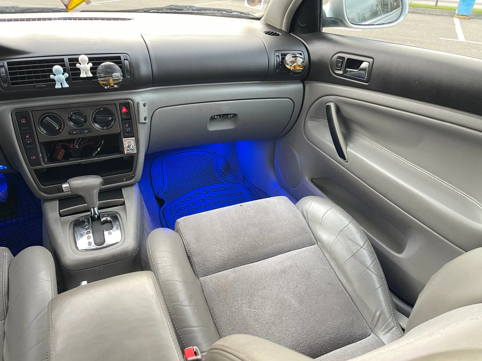 VW Passat Автоматик 131 к.с А/С - изображение 10