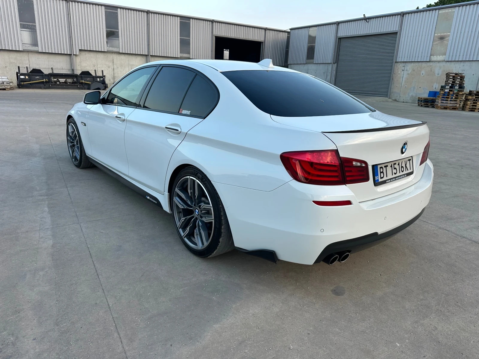 BMW 520 BMW 520d F10 (2011)   M Packet - изображение 6