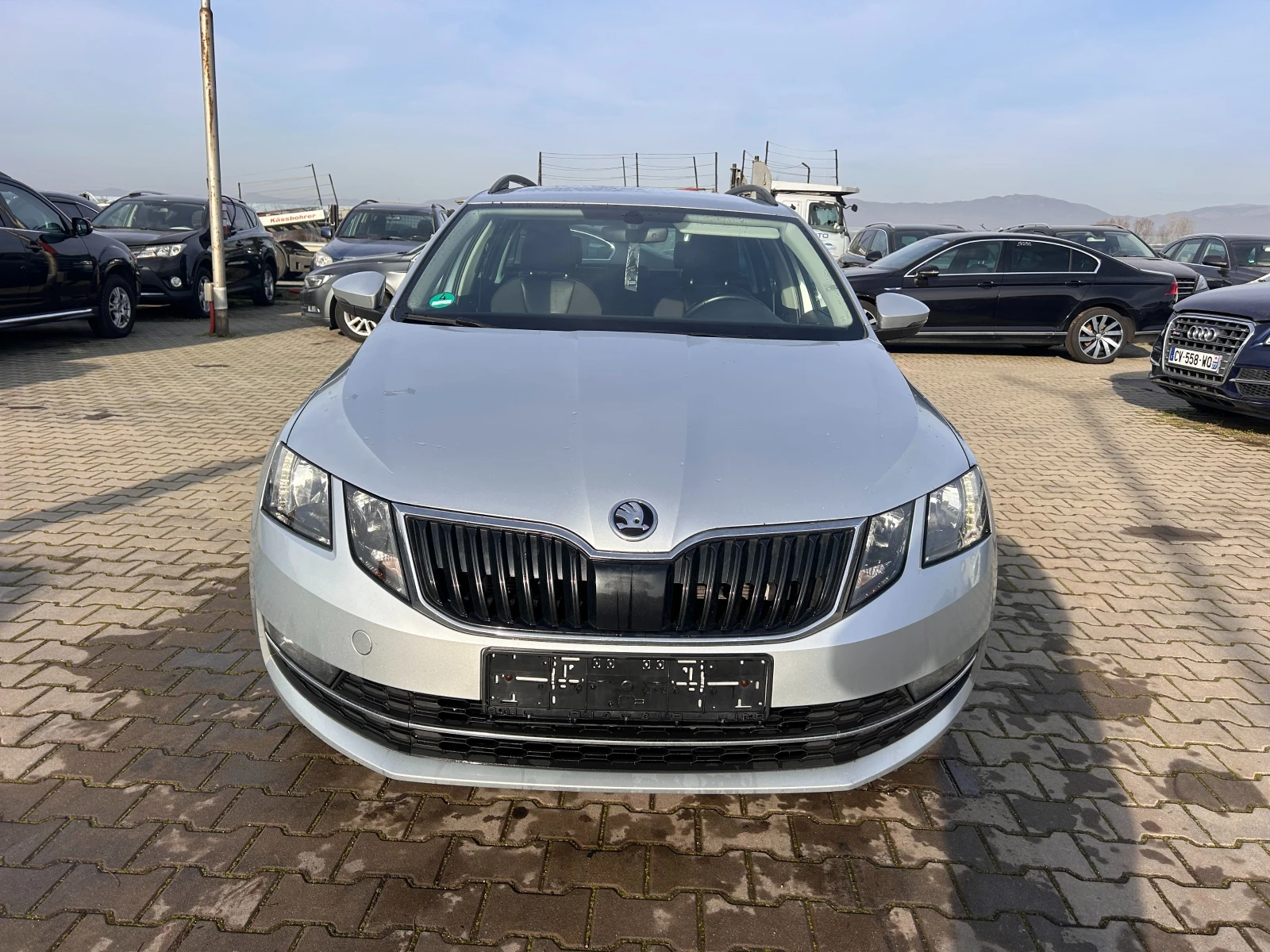 Skoda Octavia 2.0TDI NAVI/KOJA EURO 6 - изображение 3
