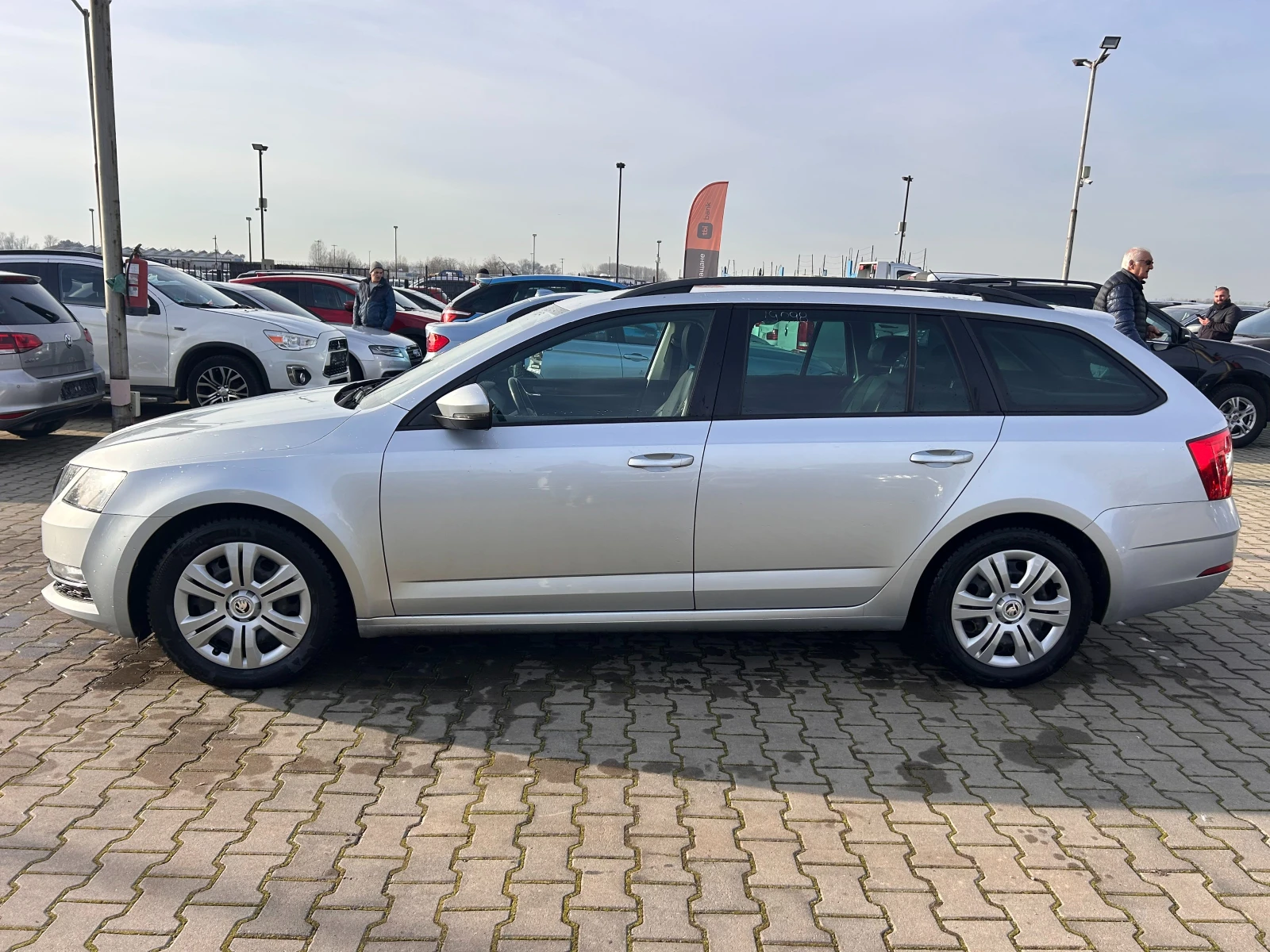 Skoda Octavia 2.0TDI NAVI/KOJA EURO 6 - изображение 9