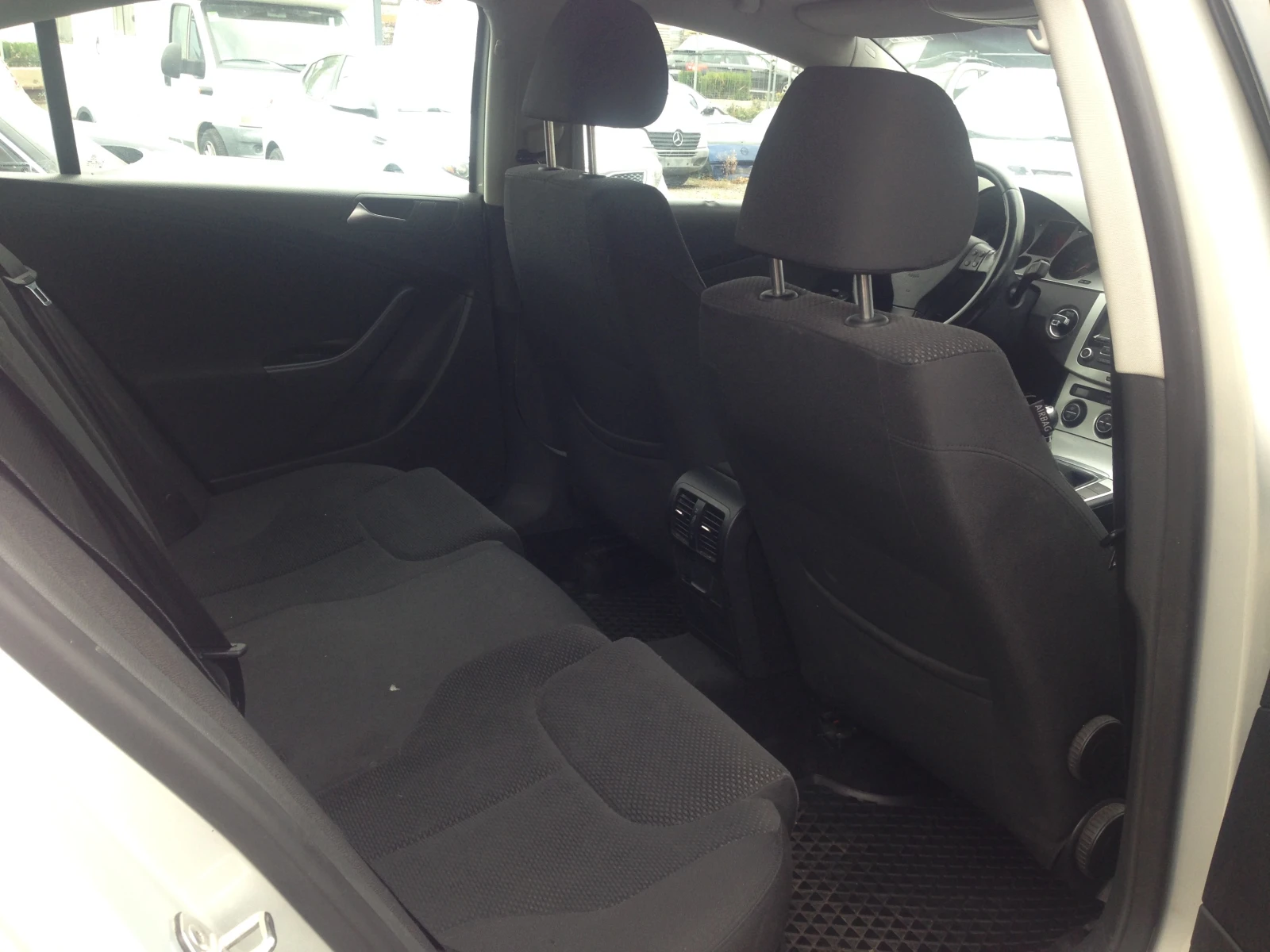 VW Passat 2.0TDI/140/седан - изображение 5