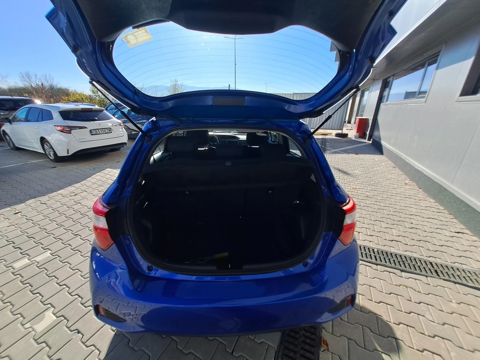 Toyota Yaris 1.5 HYBRID LUNA  | Mobile.bg � ����������� 7