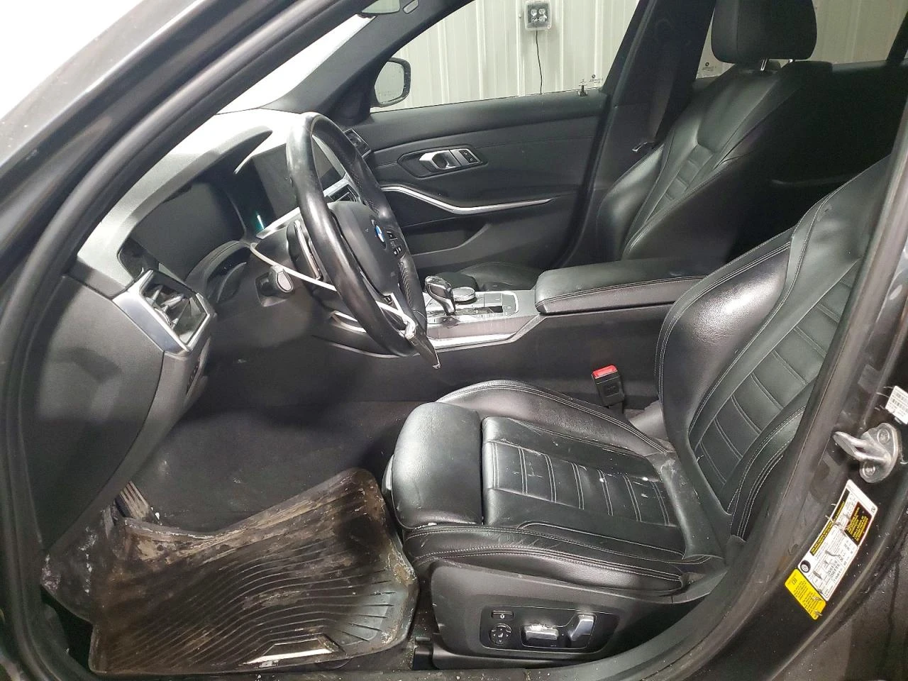 BMW 330  - изображение 8