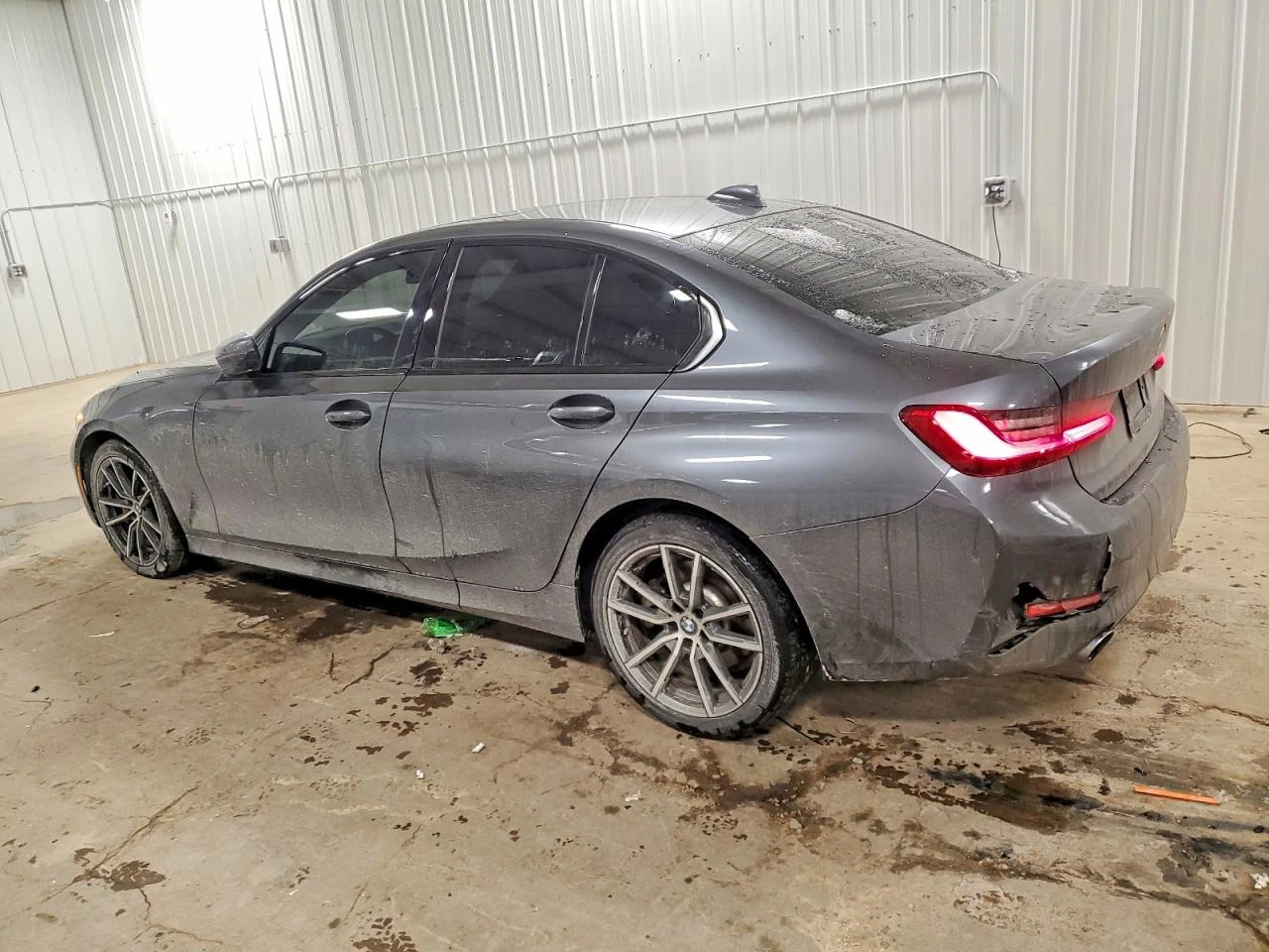 BMW 330  - изображение 6