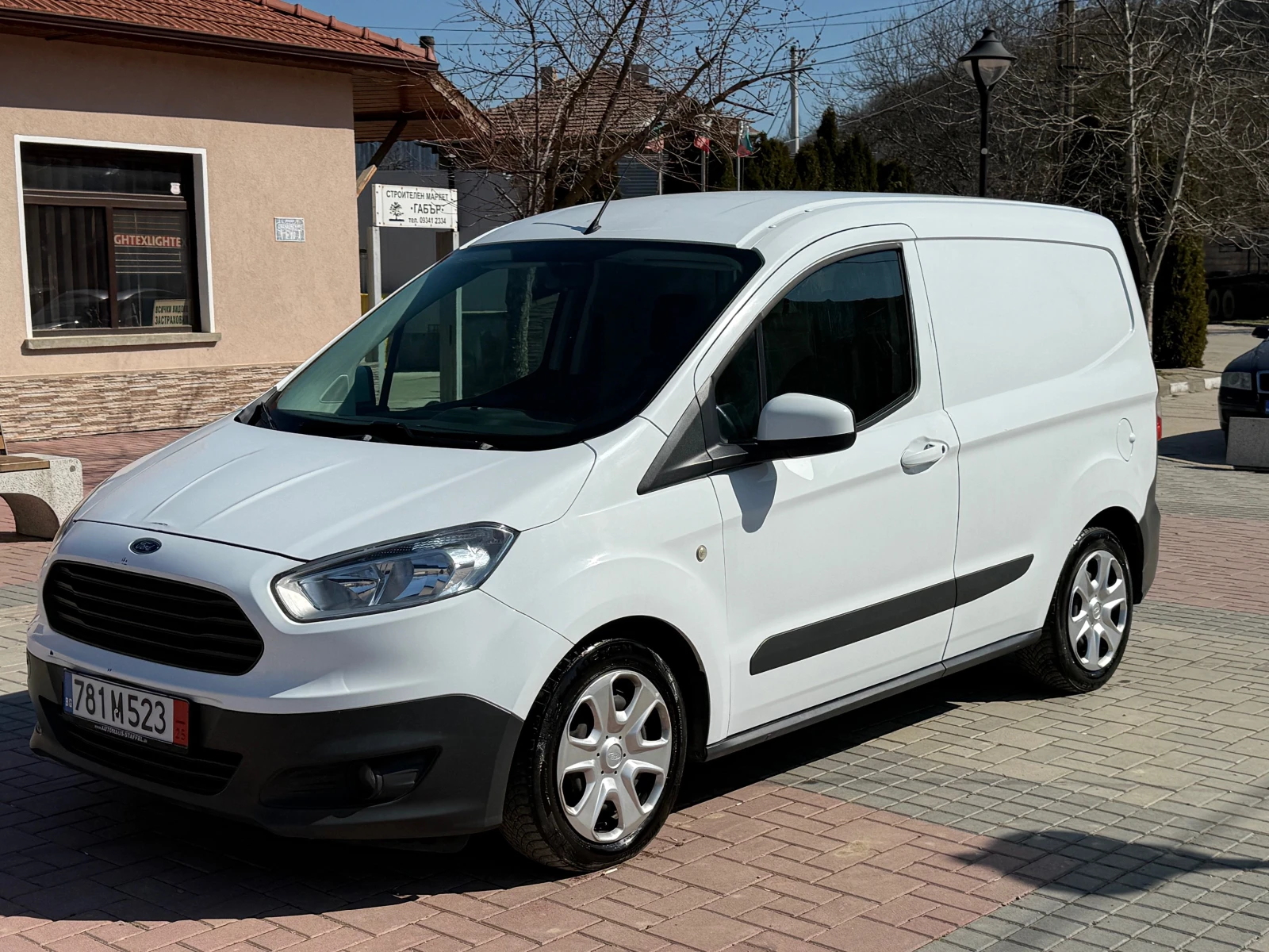Ford Courier НОВ ВНОС ГЕРМАНИЯ 1-СОБСТВЕНИК РЕАЛ КМ КЛИМА