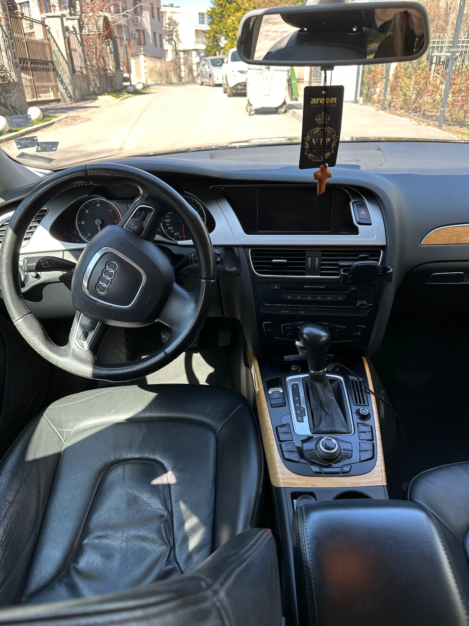 Audi A4 3.0 TDI AVANT 4x4, снимка 6 - Автомобили и джипове - 53850444