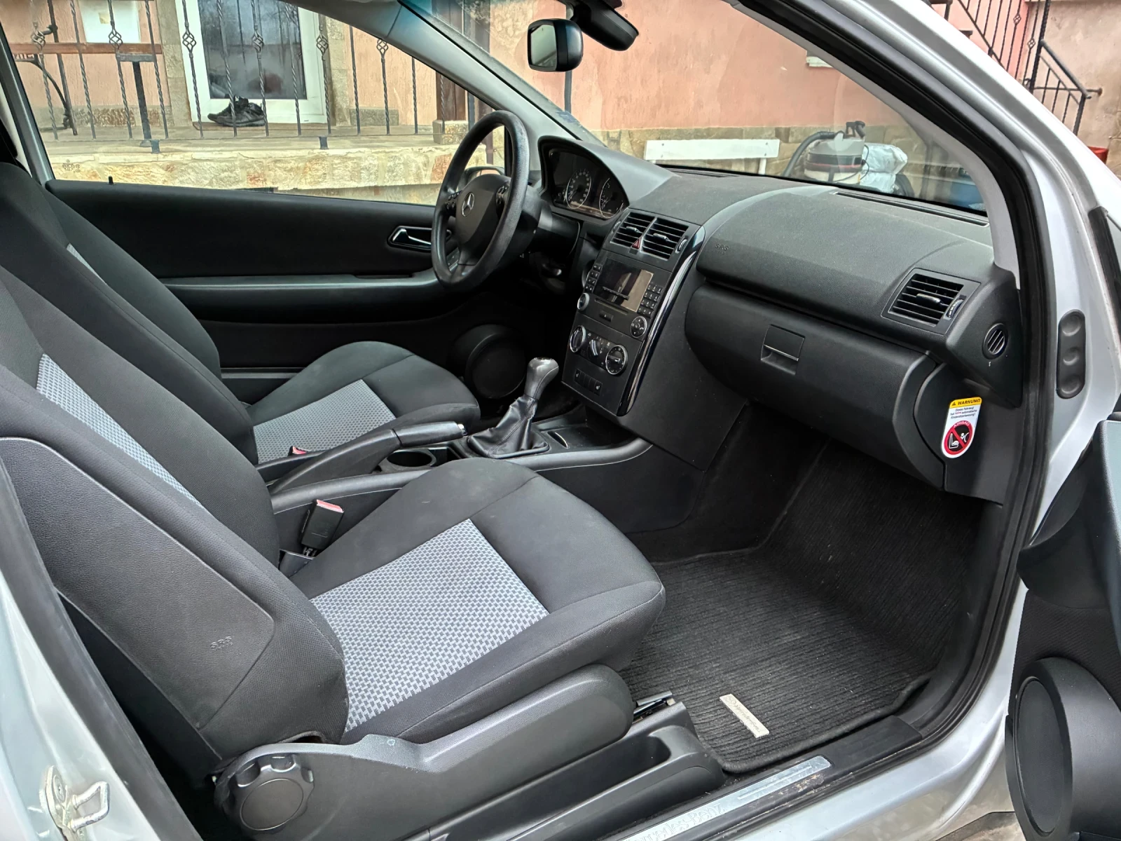 Mercedes-Benz A 150 1, 5 - ELEGANCE, снимка 6 - Автомобили и джипове - 53969264