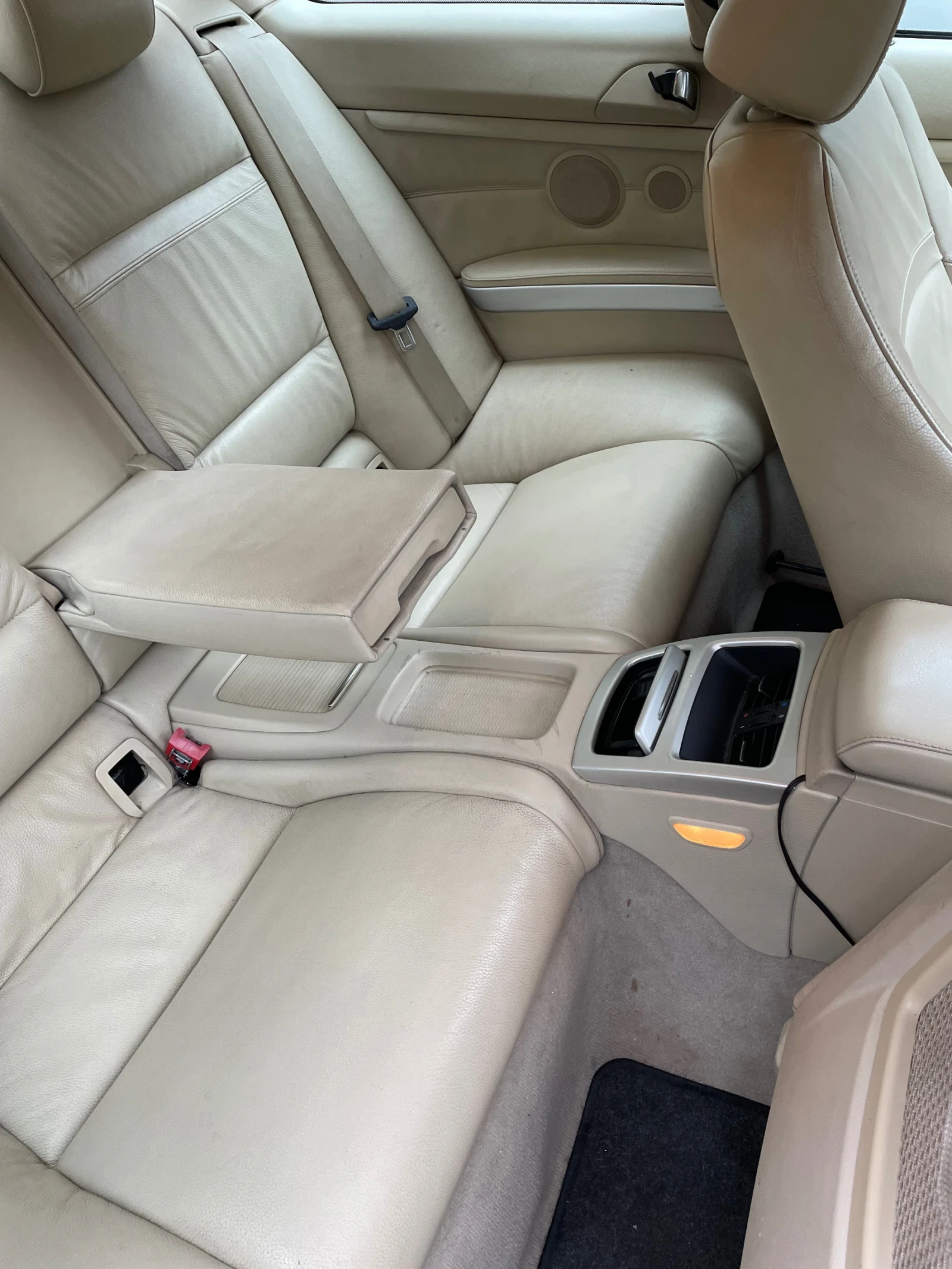 BMW 330, снимка 7 - Автомобили и джипове - 54069897