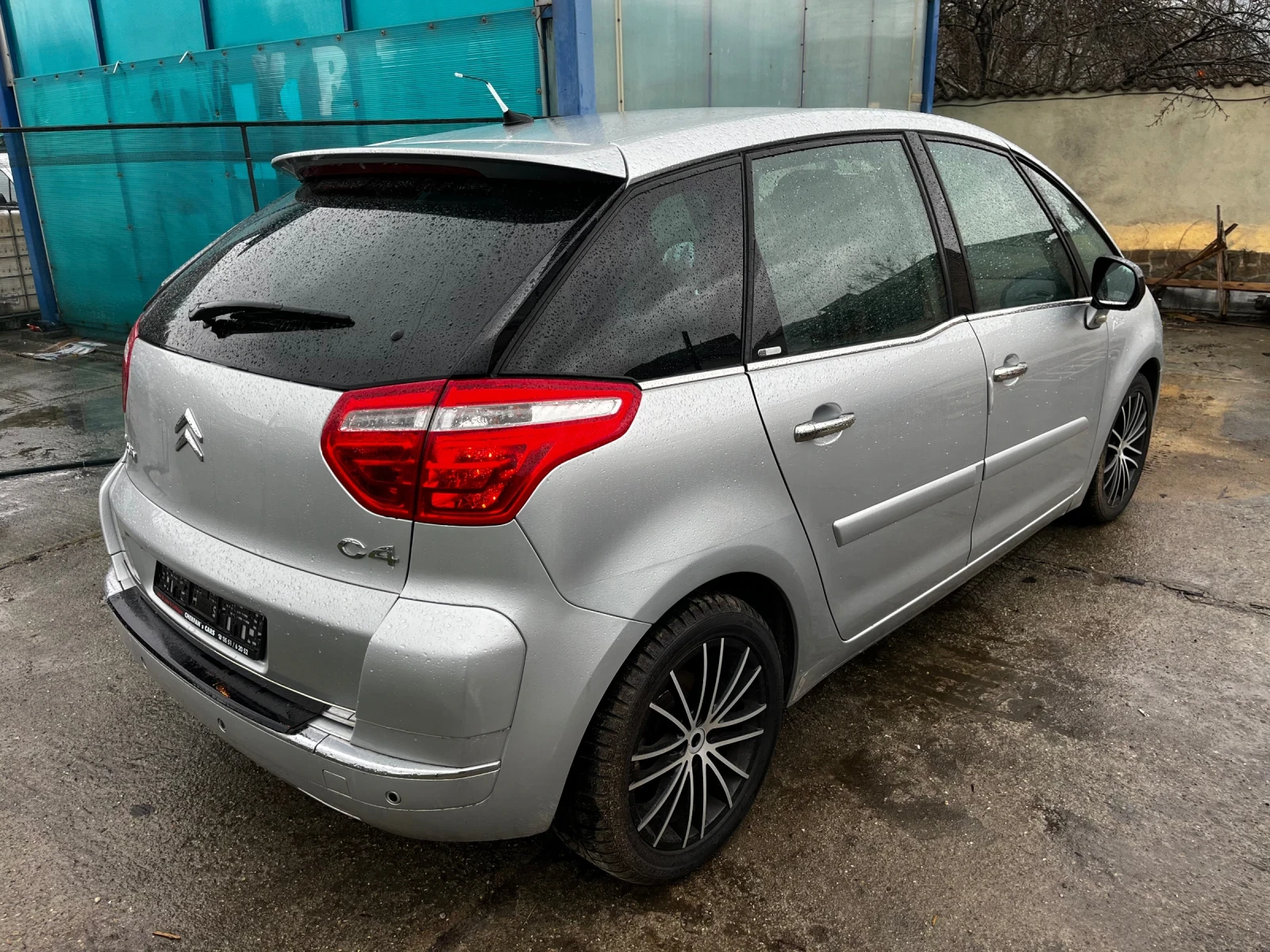 Citroen C4 Picasso 1.6T Exclusive, снимка 5 - Автомобили и джипове - 54083251