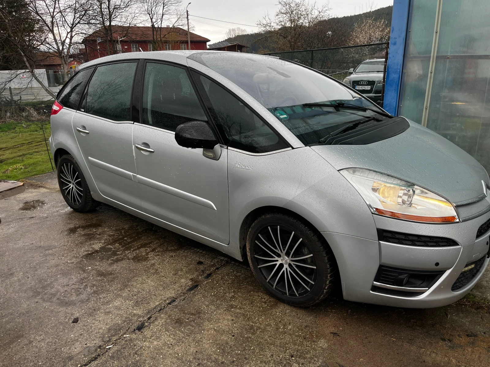 Citroen C4 Picasso 1.6T Exclusive, снимка 3 - Автомобили и джипове - 54083251
