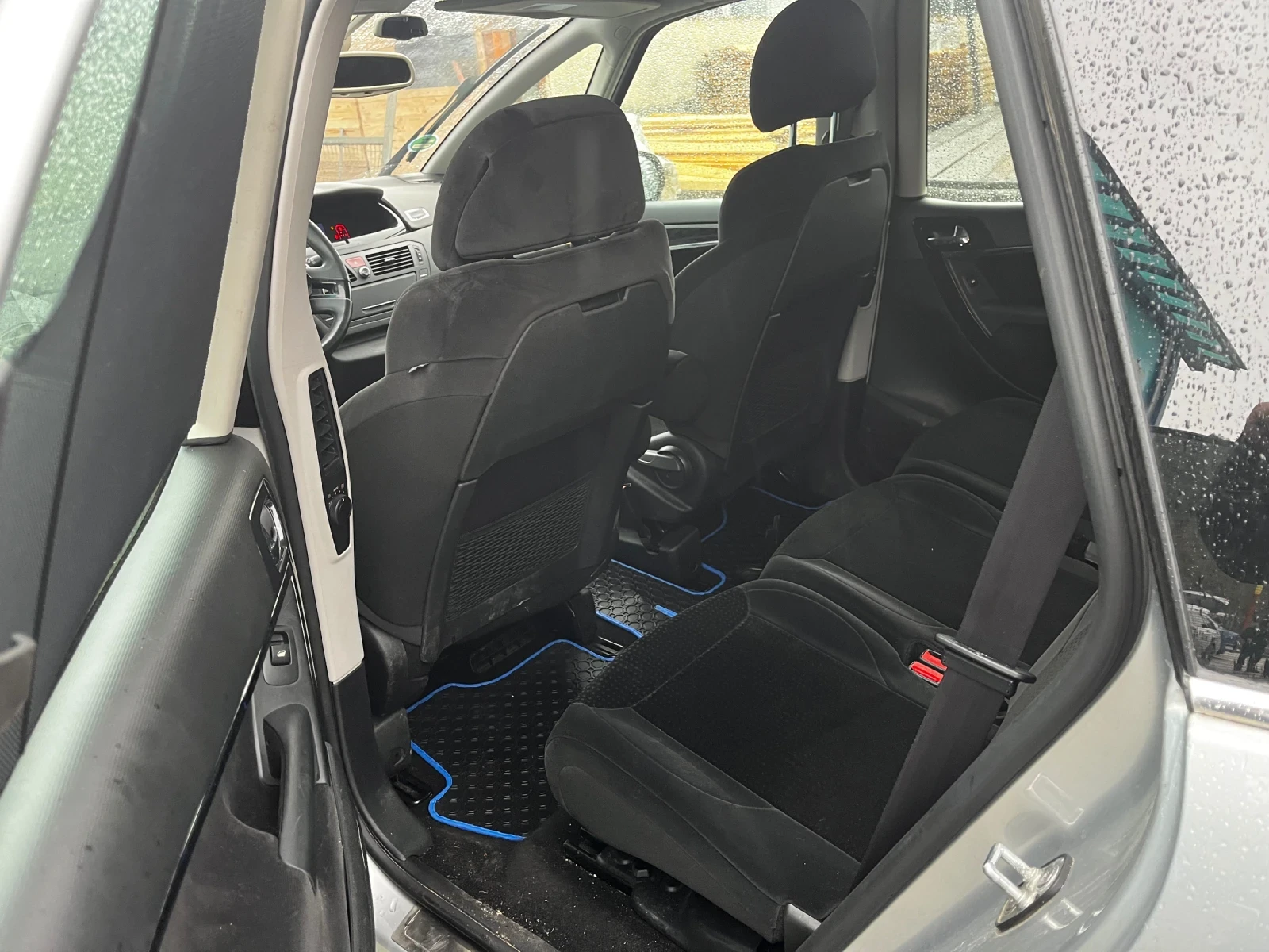 Citroen C4 Picasso 1.6T Exclusive, снимка 9 - Автомобили и джипове - 54083251