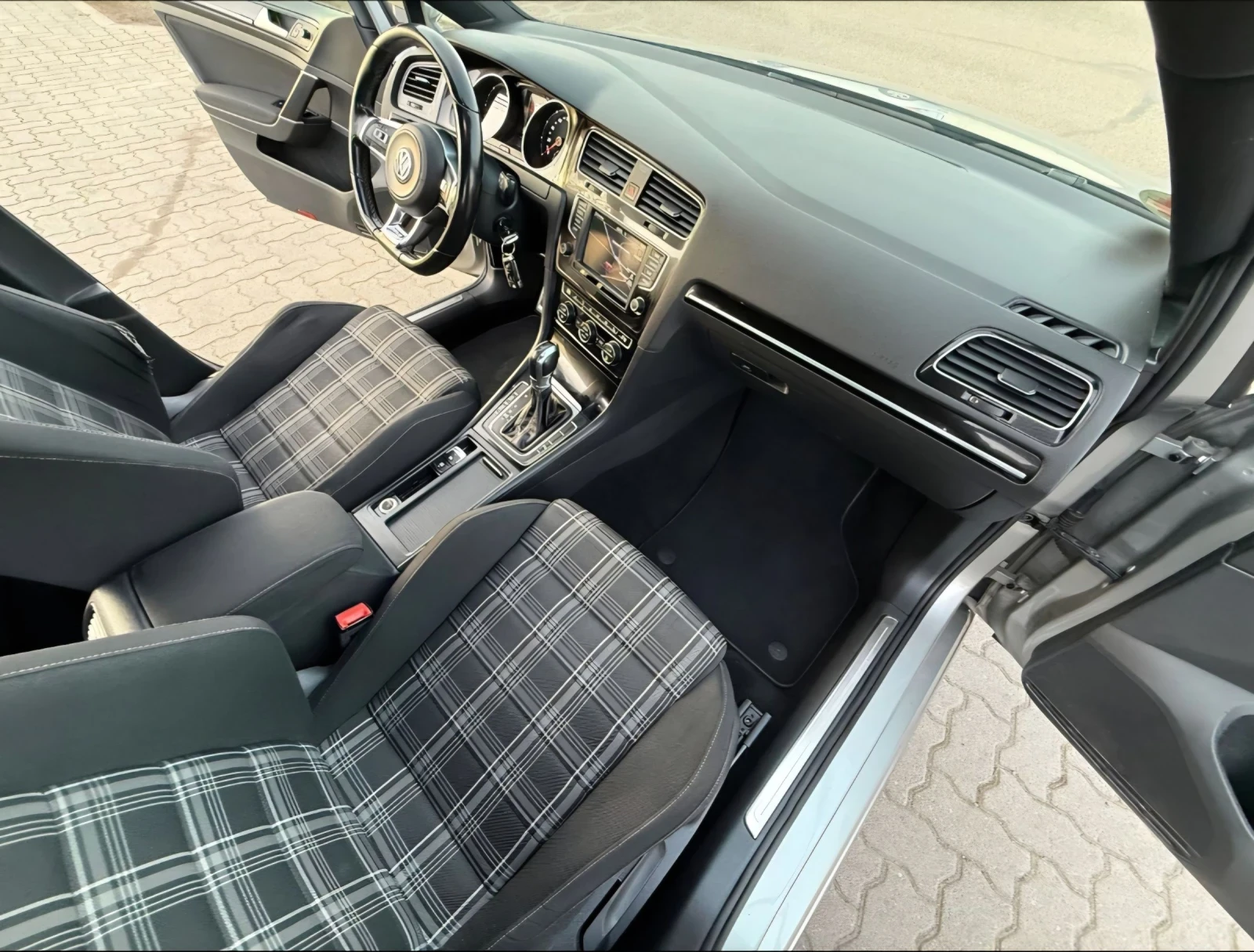 VW Golf Variant GTD, снимка 11 - Автомобили и джипове - 54416580