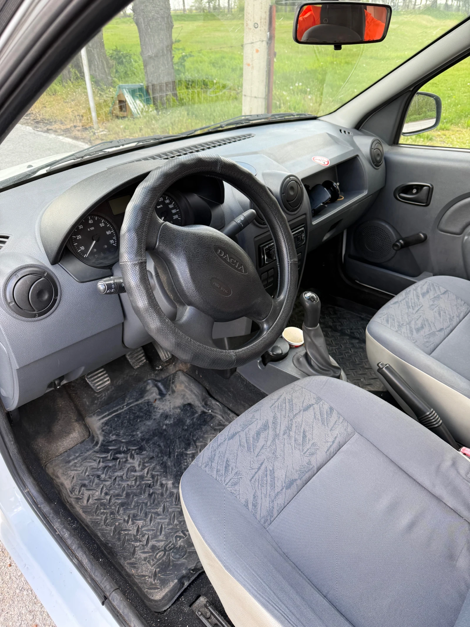 Dacia Logan Pickup, снимка 4 - Автомобили и джипове - 54395286