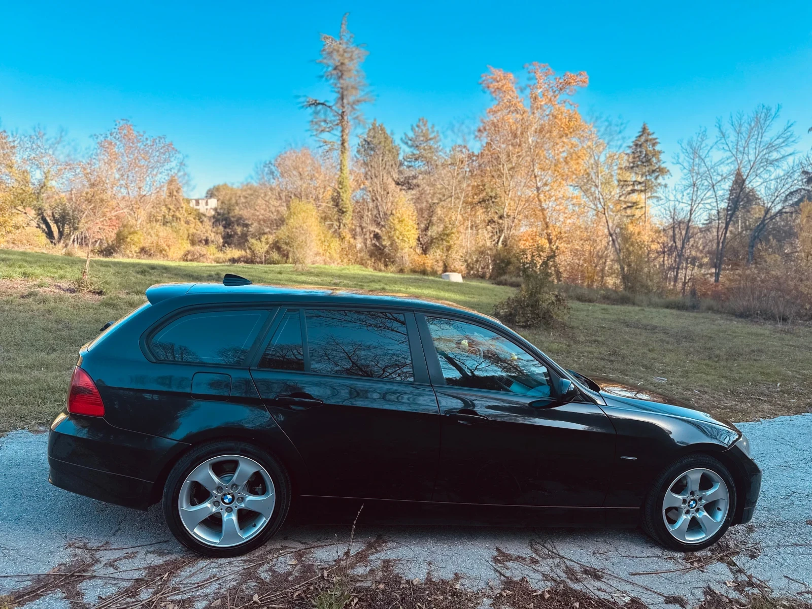 BMW 320, снимка 4 - Автомобили и джипове - 54447687
