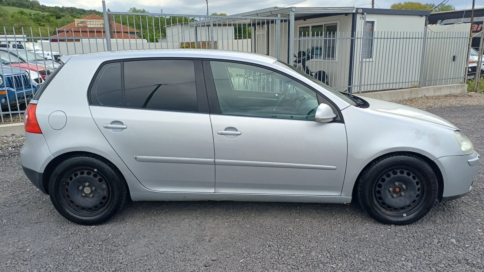 VW Golf 1.9TDI 105, снимка 6 - Автомобили и джипове - 54542362
