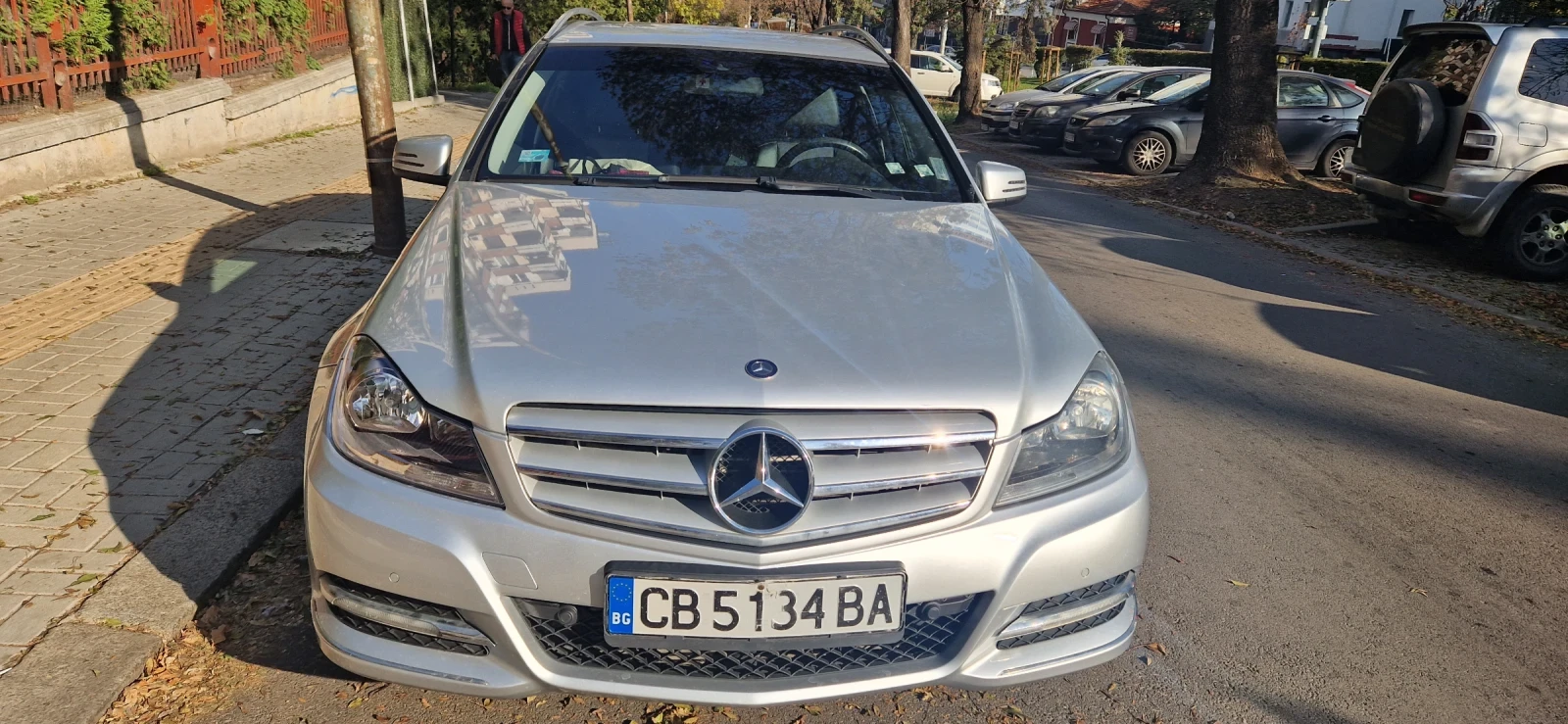Mercedes-Benz C 250 AVANTGARDE 4-MATIC, снимка 5 - Автомобили и джипове - 54704330