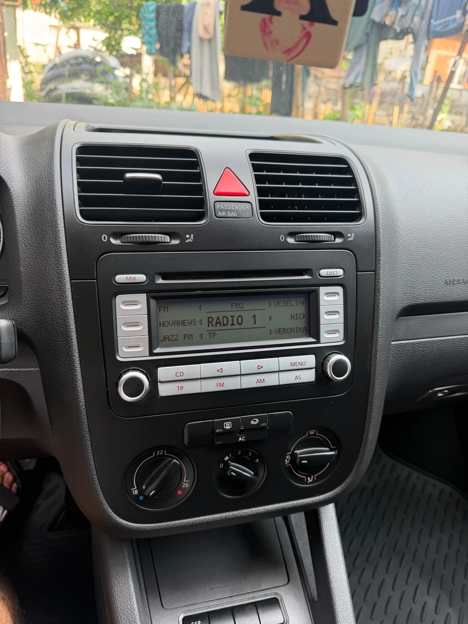 VW Golf 1.9тди 105кс ЕВРО 4 2007, снимка 16 - Автомобили и джипове - 54911637