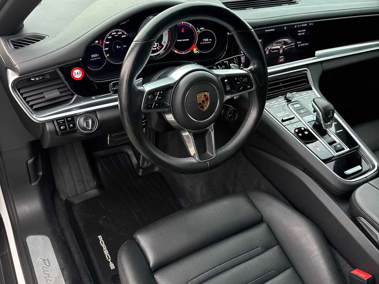 Porsche Panamera  4 E HYBRID / MATRIX / BOSE , снимка 5 - Автомобили и джипове - 55112899