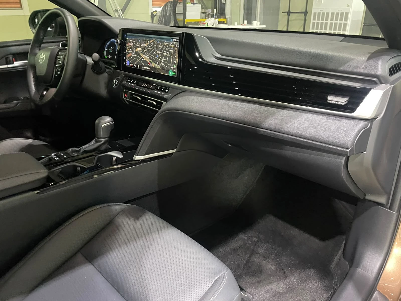 Toyota Camry 2.5 XLE ! Hybrid ! | Mobile.bg � ����������� 11