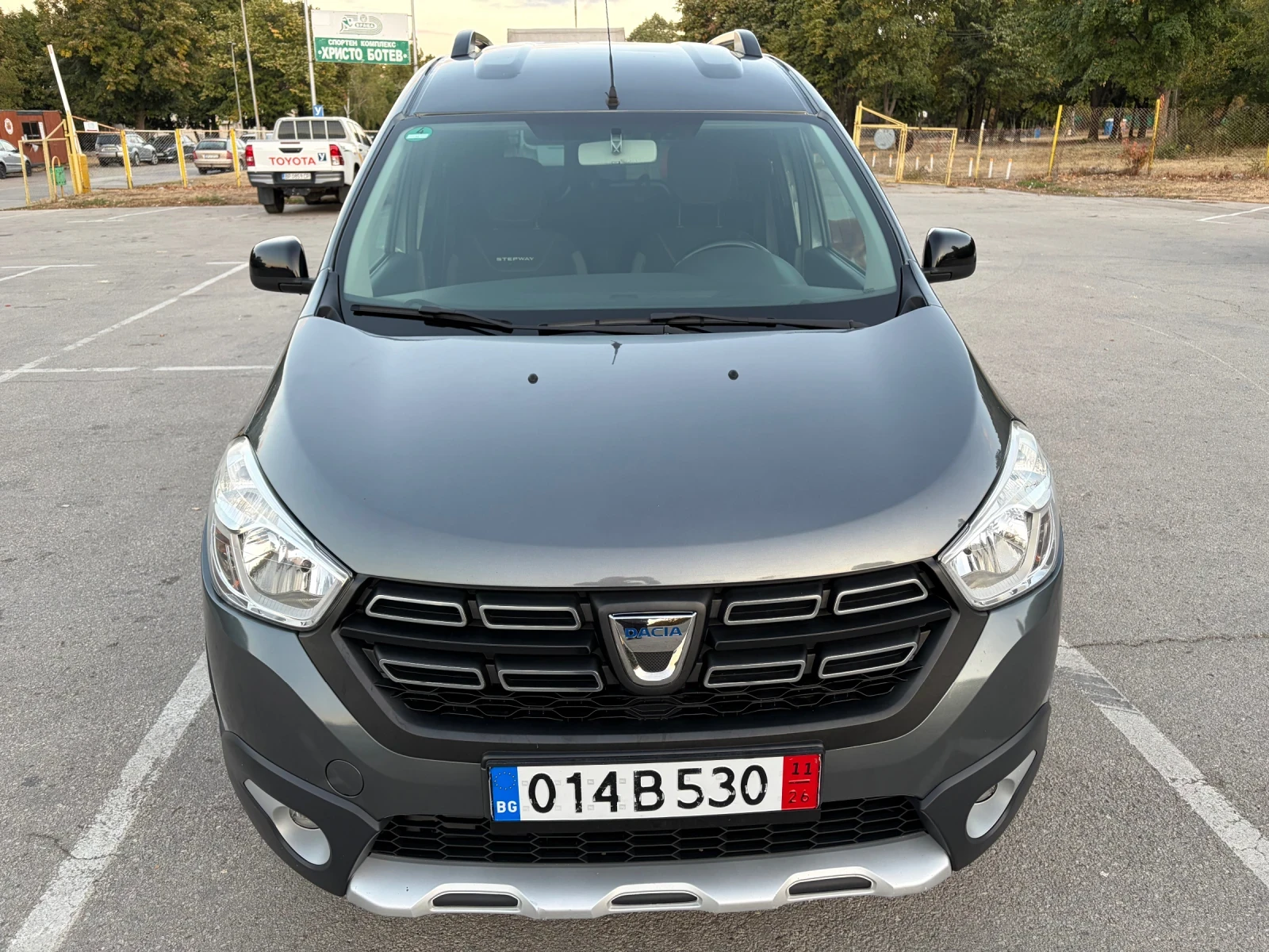 Dacia Dokker Stepway 1.2 TCE, снимка 8 - Автомобили и джипове - 56260777