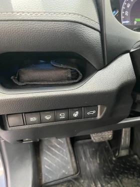 Toyota Rav4 HYBRID 4X4, снимка 12