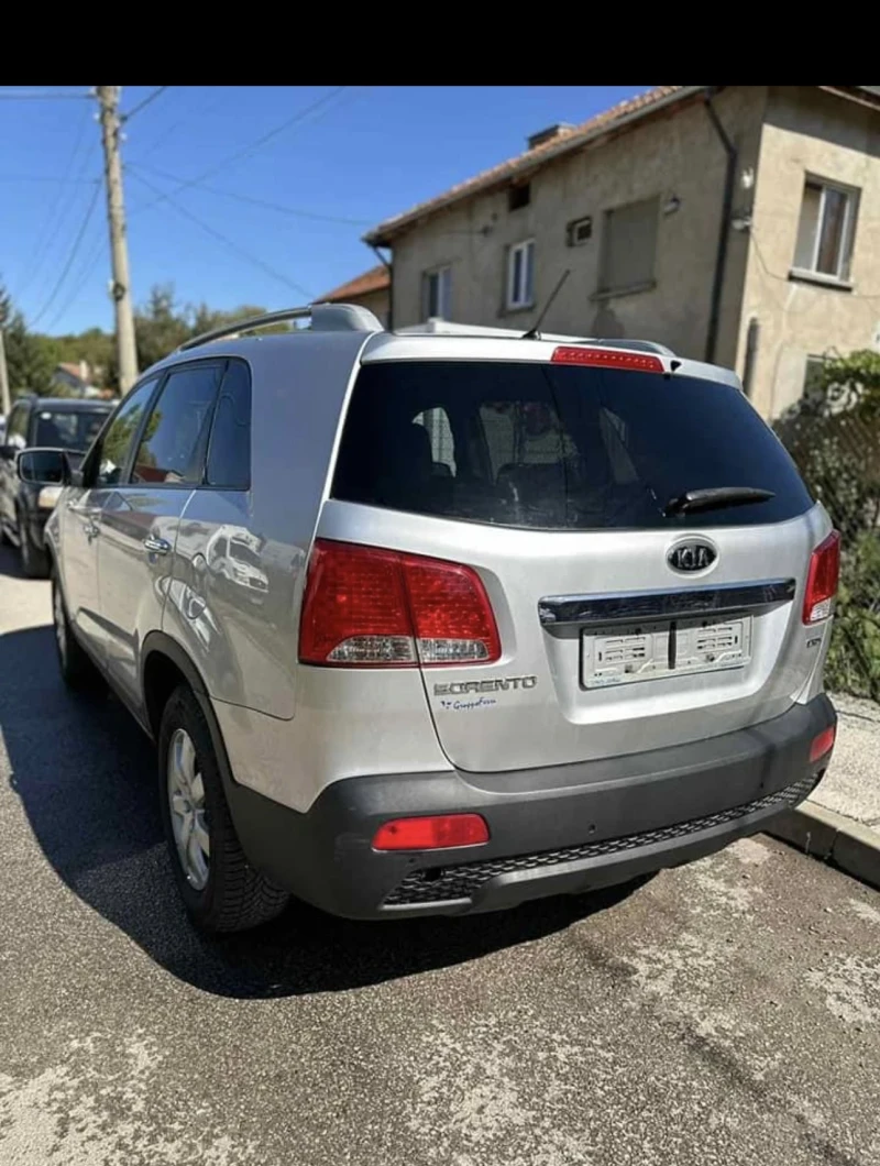 Kia Sorento 4x4, снимка 5 - Автомобили и джипове - 48169515