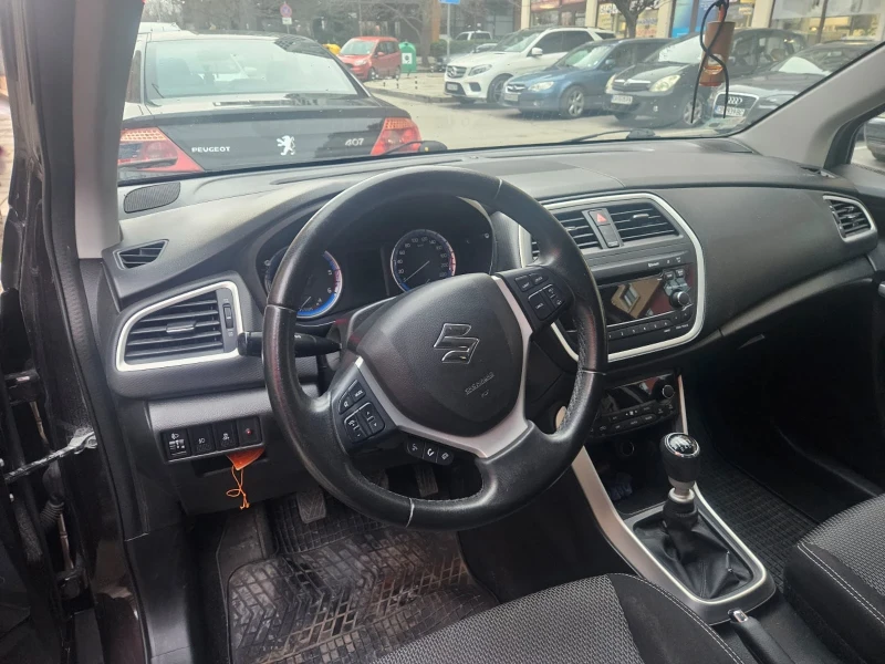 Suzuki SX4 S-Cross, снимка 5 - Автомобили и джипове - 48310825