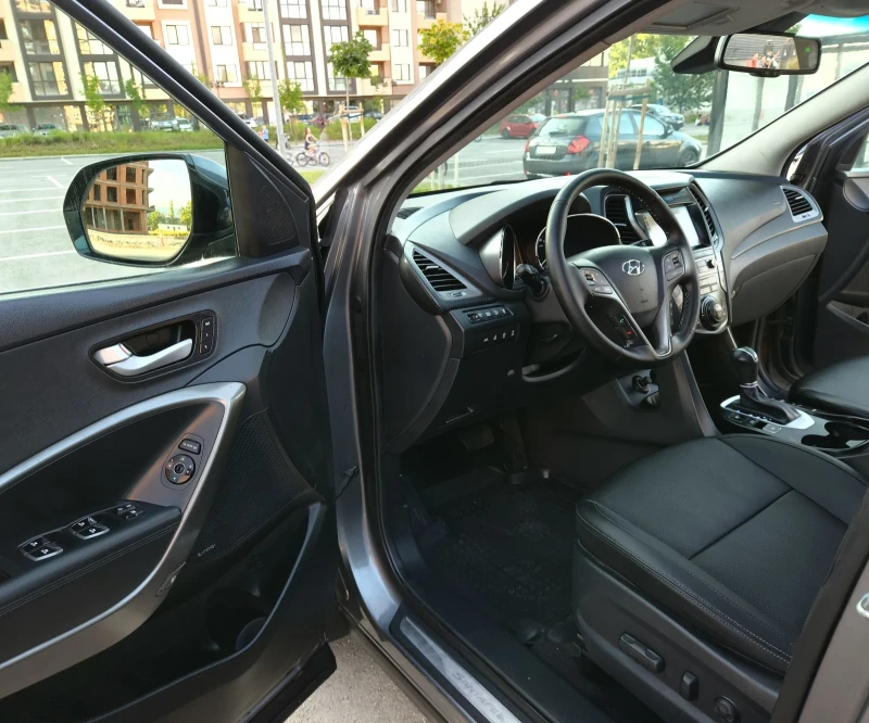 Hyundai Santa fe 2.2 ФЕЙСЛИФТ FULL, снимка 14 - Автомобили и джипове - 48841295