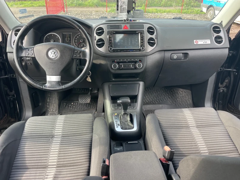 VW Tiguan 2.0 TDI 4x4 DSG R-Line, снимка 12 - Автомобили и джипове - 52572718