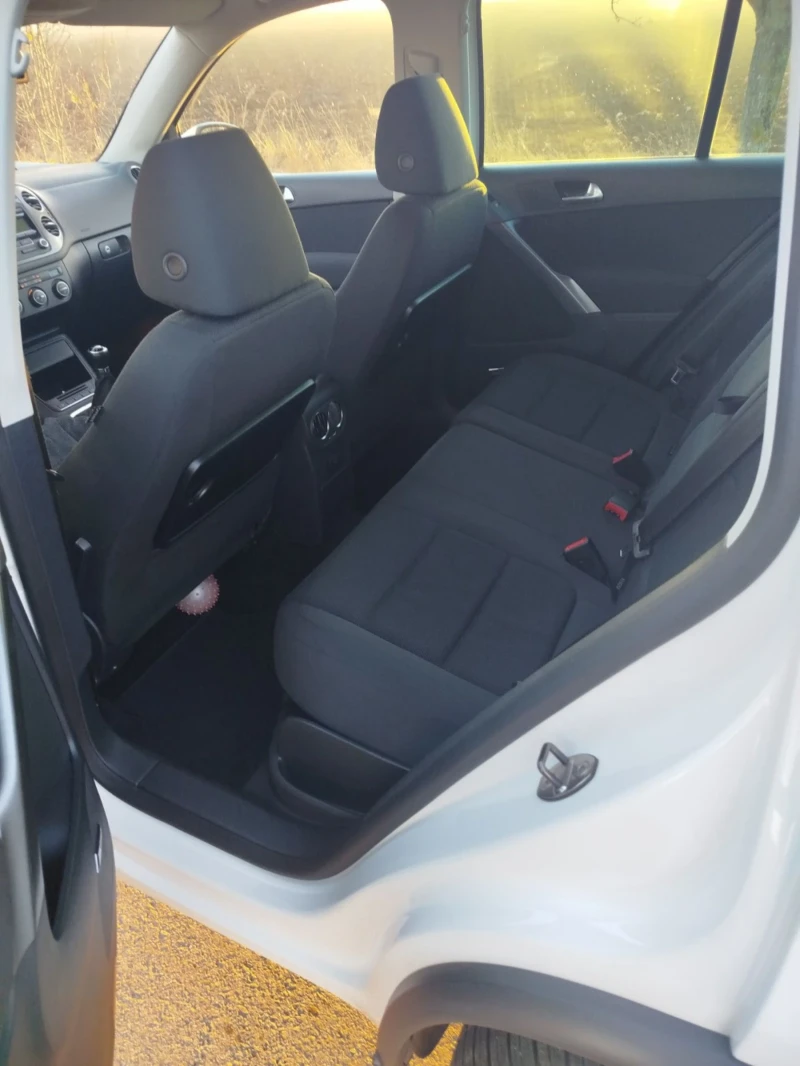 VW Tiguan R line, снимка 8 - Автомобили и джипове - 52820090
