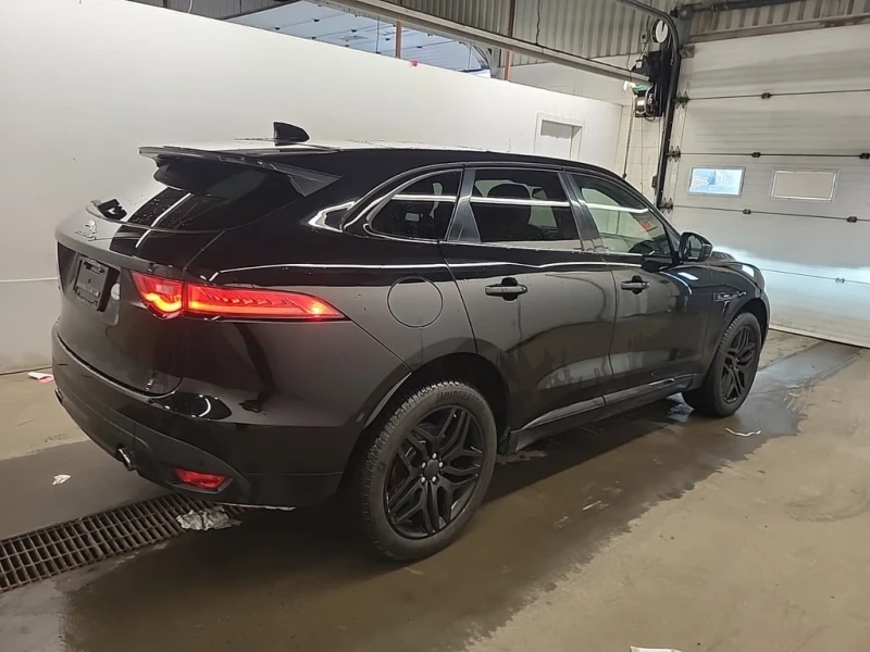 Jaguar F-PACE * R SPORT * CARFAX * ЦЕНА ДО БГ, снимка 4 - Автомобили и джипове - 53395367