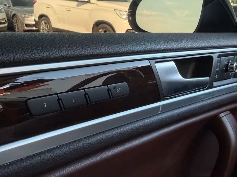 VW Touareg V6 3.6 Fsi, снимка 13 - Автомобили и джипове - 56116545