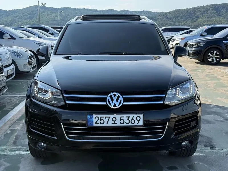 VW Touareg V6 3.6 Fsi, снимка 2 - Автомобили и джипове - 56116545