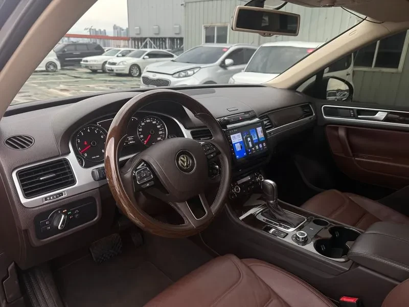 VW Touareg V6 3.6 Fsi, снимка 16 - Автомобили и джипове - 56116545