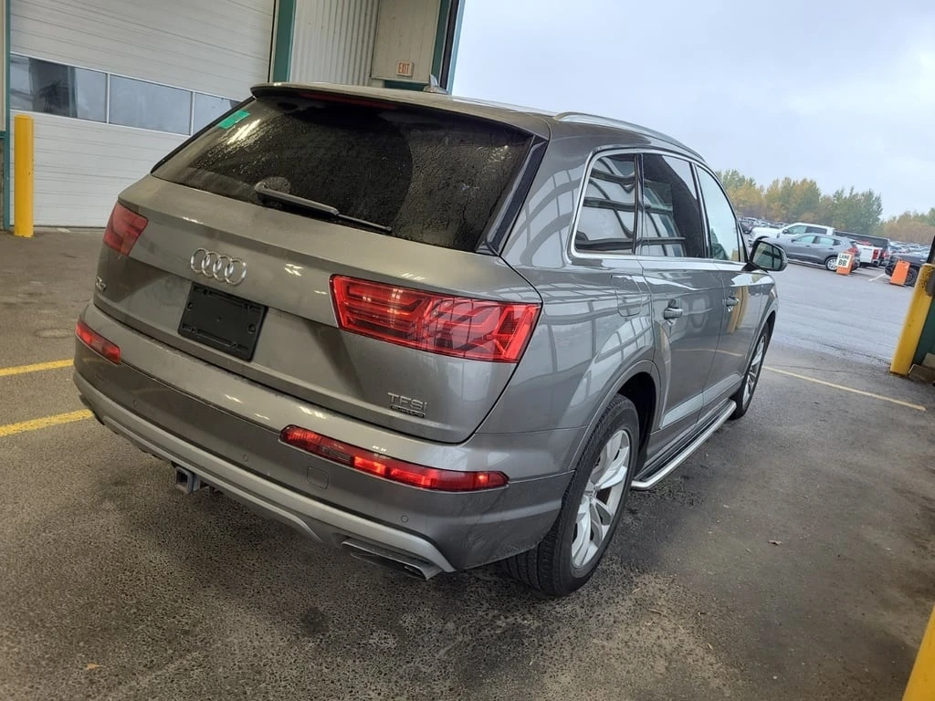 Audi Q7 * PROGRESSIV * CARFAX * БЕЗ ПЪРВОНАЧАЛНА ВНОСКА - изображение 3