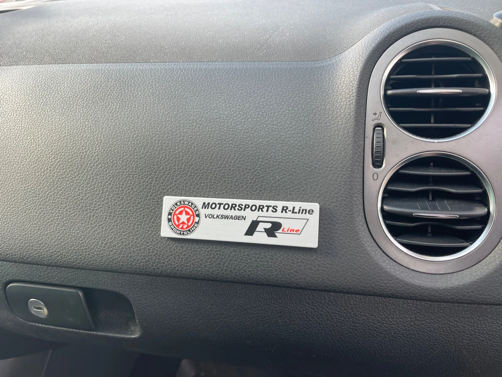 VW Tiguan 2.0 TDI 4x4 DSG R-Line | Mobile.bg � ����������� 10