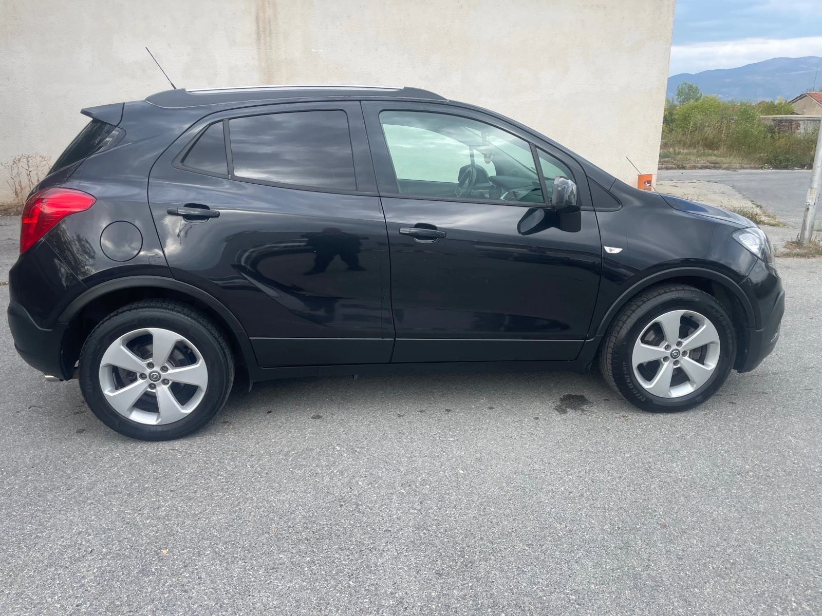 Opel Mokka 1.7 CDTI, снимка 4 - Автомобили и джипове - 53700051